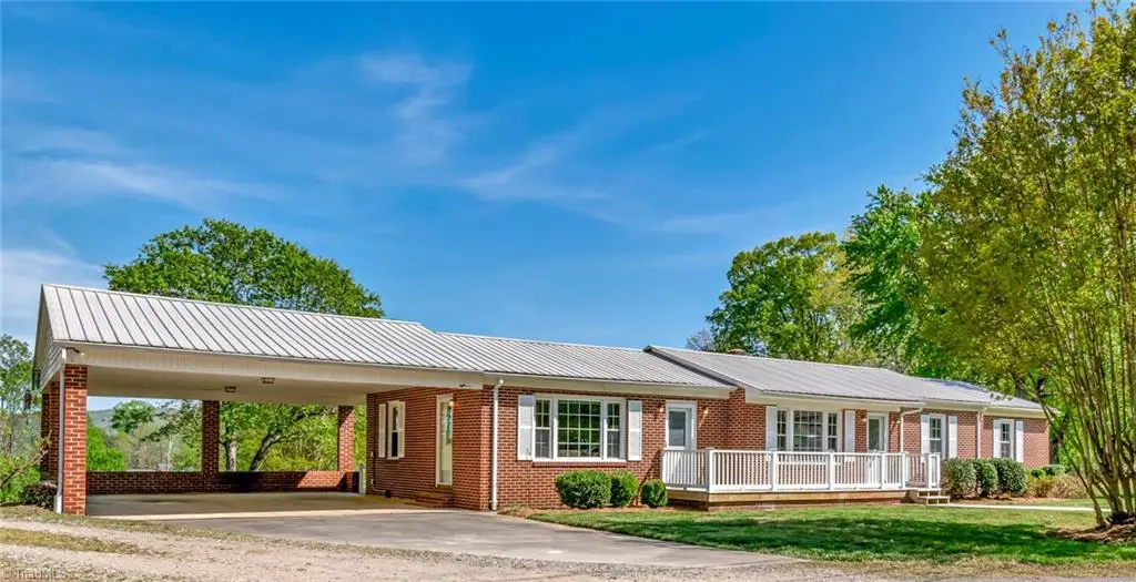 300 Cub Creek Church Road, Wilkesboro, NC 28697 - #1