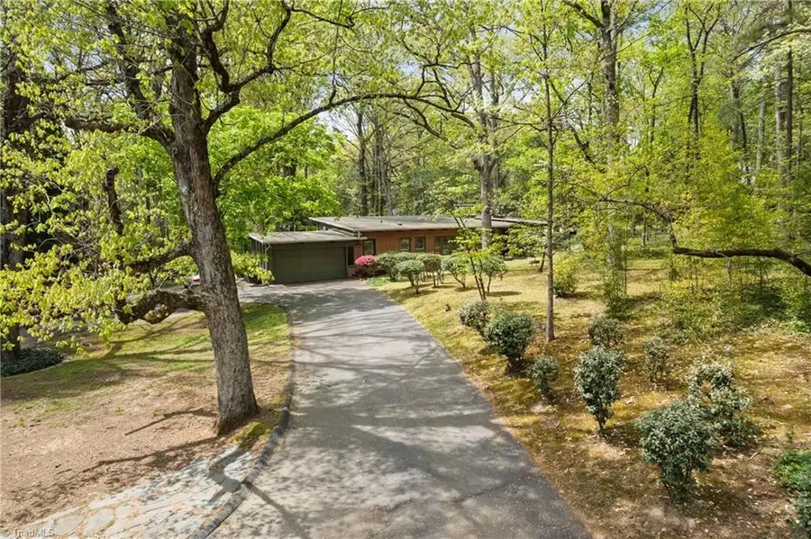 434 S Westview Drive, Winston Salem, NC 27104 - #3