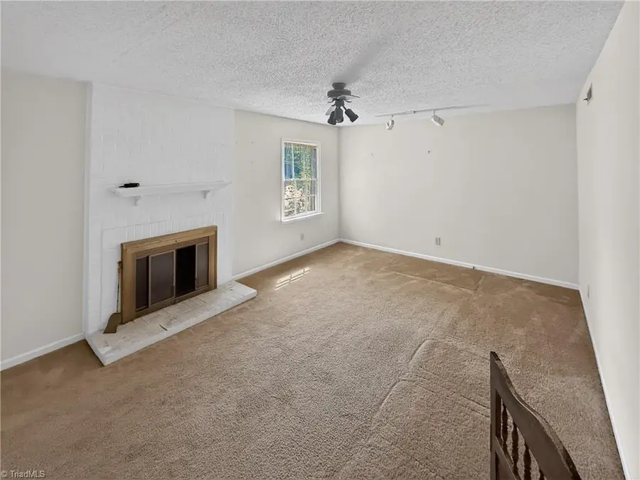 5401 Bayberry Lane, Greensboro, NC 27455 - #2