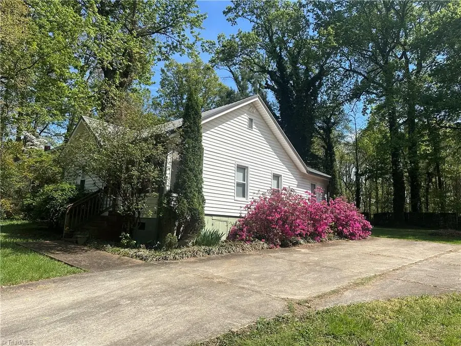 174 Sunset Drive, Rural Hall, NC 27045 - #2