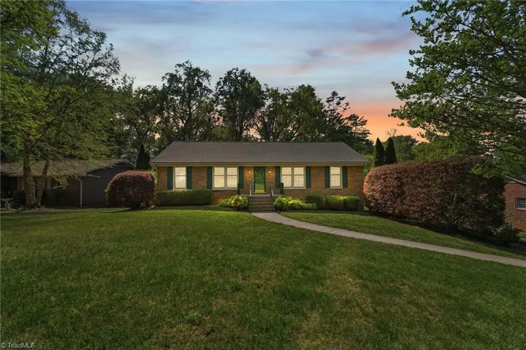 1714 Valley Brook Road, Clemmons, NC 27012 - #1