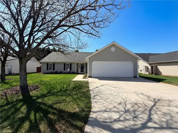 837 Pecan Ridge Circle, Kernersville, NC 27284