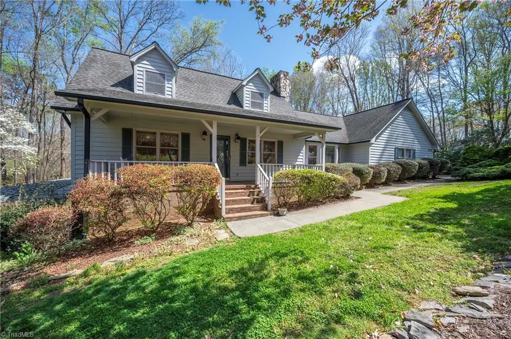 133 Carolina Avenue, Mocksville, NC 27028 - #1