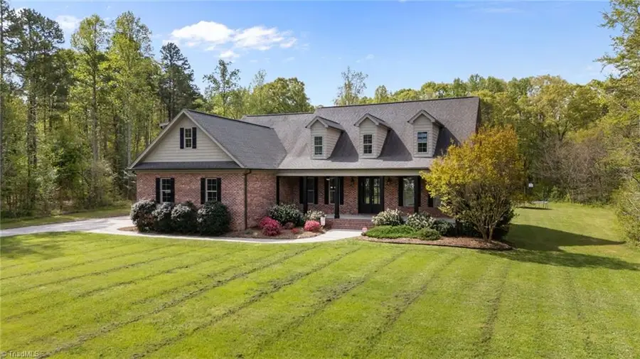 432 Vine Drive, Lexington, NC 27292 - #3
