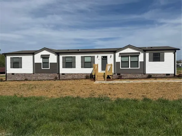 1302 Austin Little Mountain Road, Ronda, NC 28670