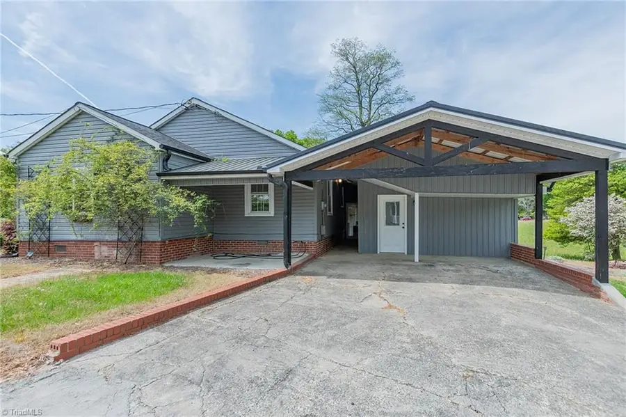 4713 Kernersville Road, Kernersville, NC 27284 - #3