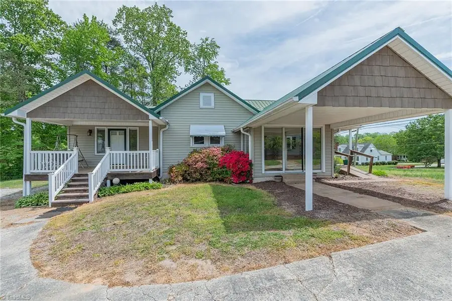 4717 Kernersville Road, Kernersville, NC 27284 - #3