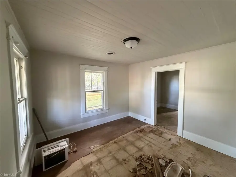 614 Logan Street, Greensboro, NC 27401 - #3