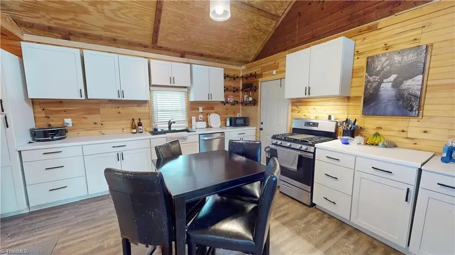 296 N Franklin Road, Mount Airy, NC 27030 - #2