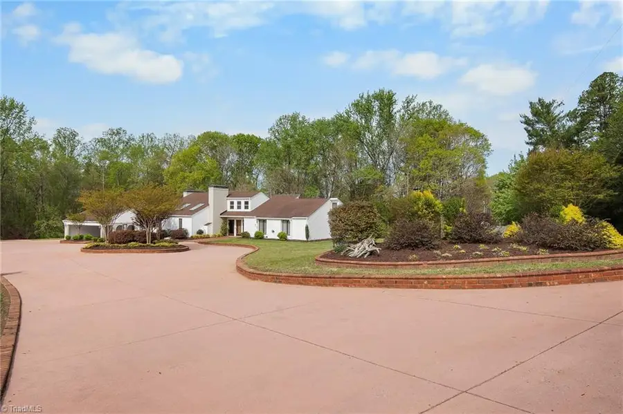 391 Lake Hill Drive, Thomasville, NC 27360 - #3