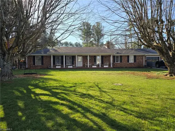 168/1685 Highland Hill Drive, Jefferson, NC 28640