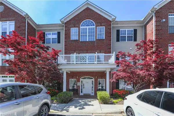 522 College Road, Greensboro, NC 27410