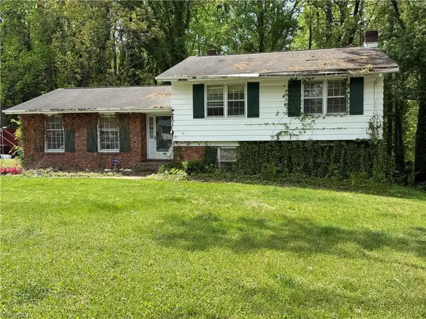 2405 Timberlake Avenue, High Point, NC 27265