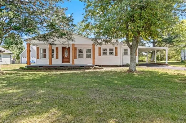 212 Main Street E, Cleveland, NC 27013