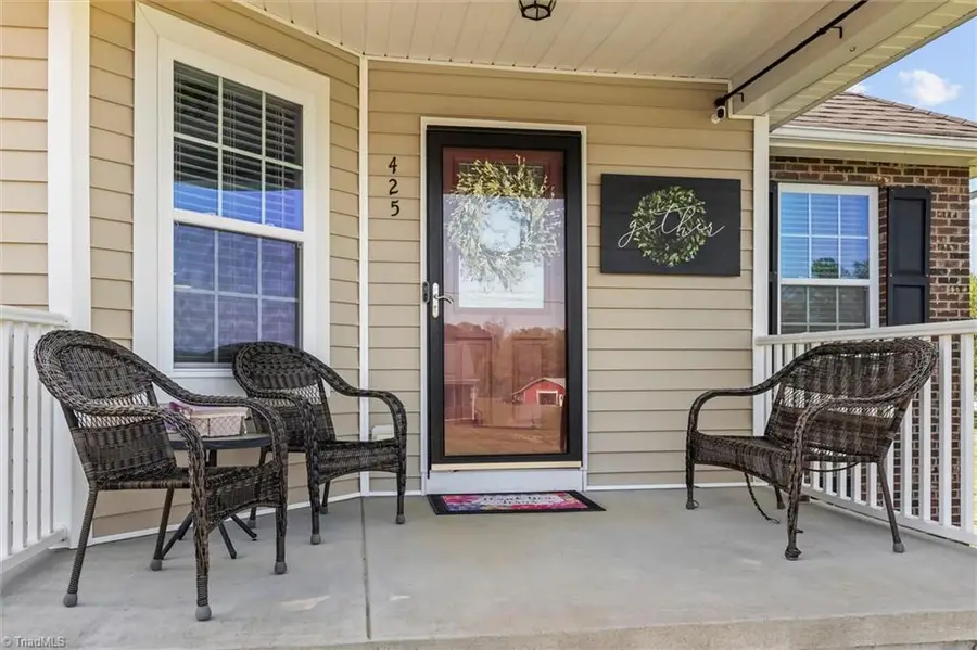 425 Airview Drive, Mount Airy, NC 27030 - #3