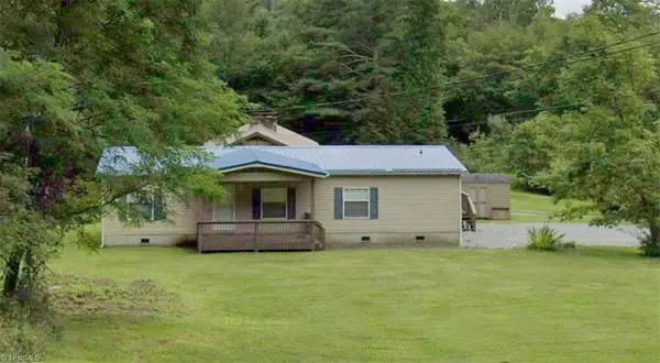 237 Jl Lane, Newland, NC 28657