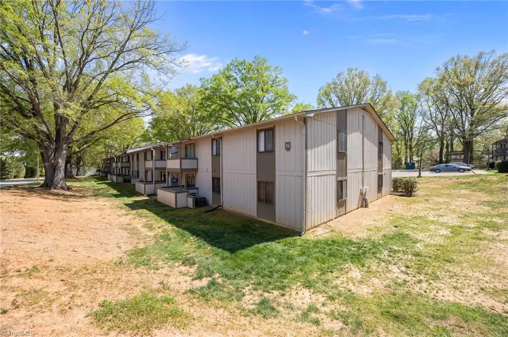 2240 Sunderland Road, Winston Salem, NC 27103 - #1