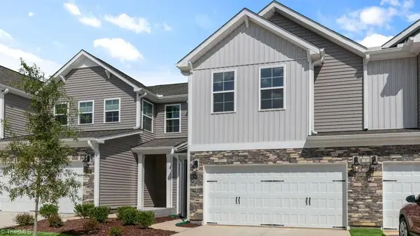 138 Briarwood Lane, Bermuda Run, NC 27006