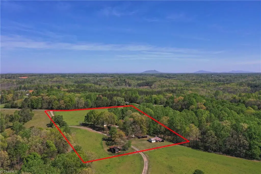 1336 Chinn Lane, Yadkinville, NC 27055 - #1