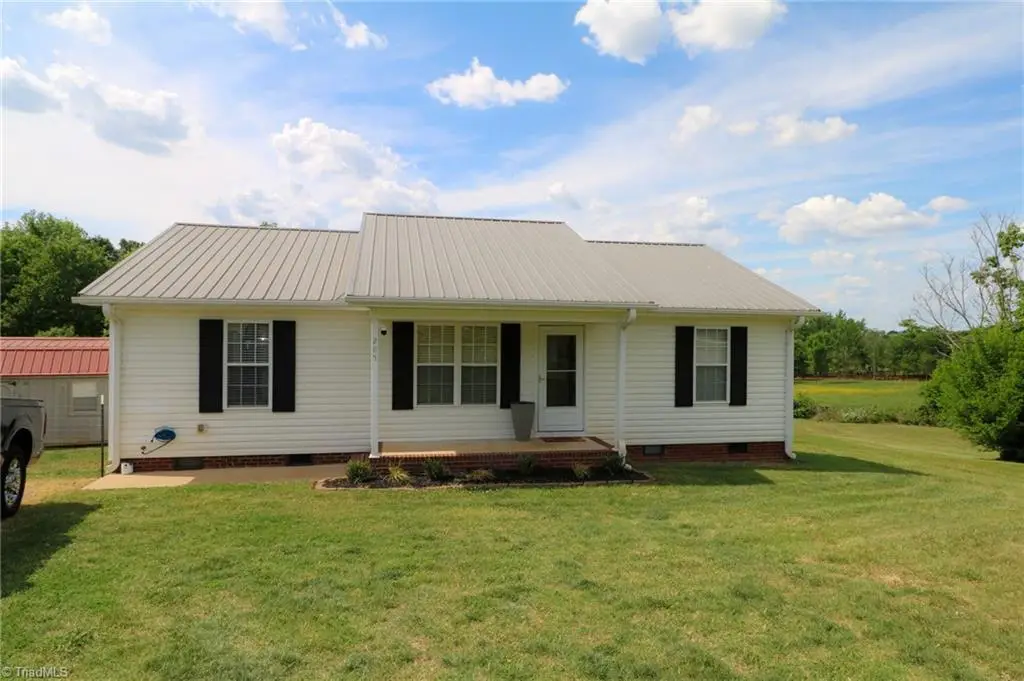 285 Raven Circle, Lexington, NC 27292 - #1