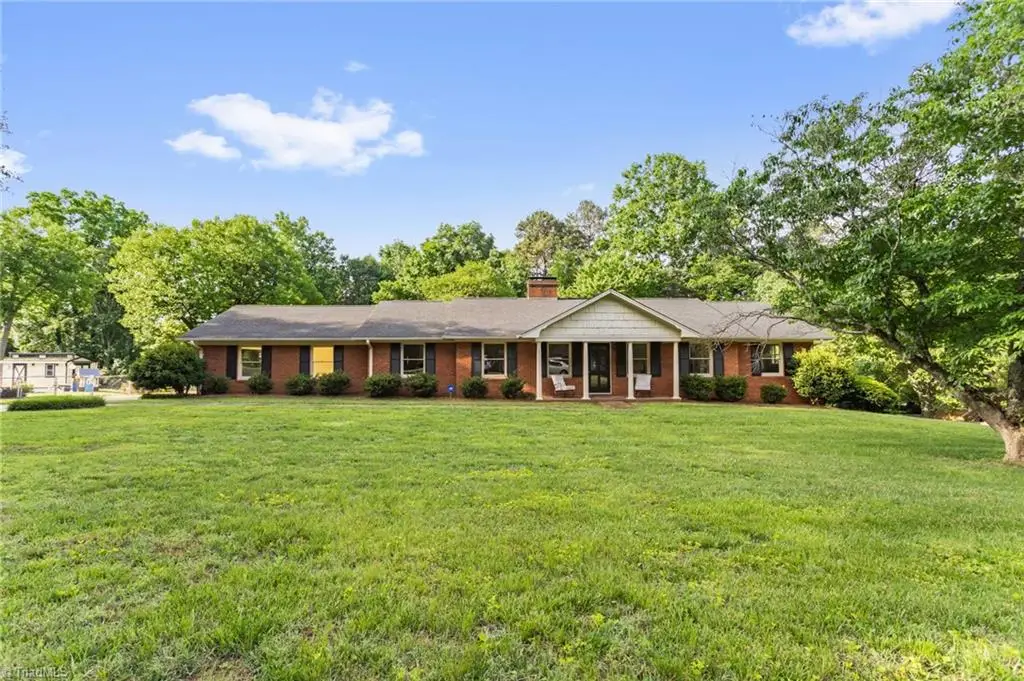 820 Woodcrest Drive, Winston Salem, NC 27104 - #1