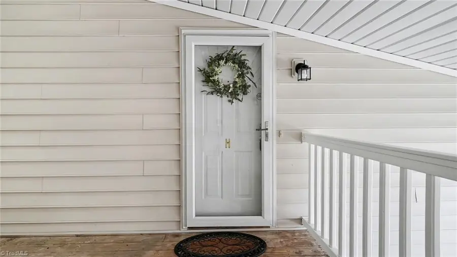 7151 Friendly Avenue #H, Greensboro, NC 27410 - #2