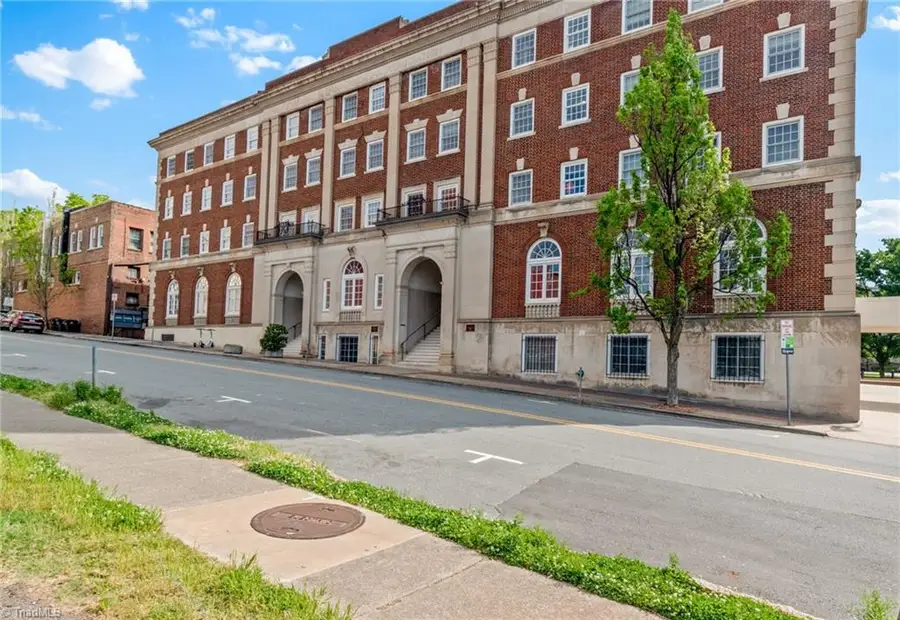 315 N Spruce Street #307, Winston Salem, NC 27101 - #2