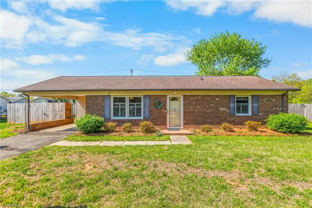 143 Jenny Lane, Pilot Mountain, NC 27041 - #1