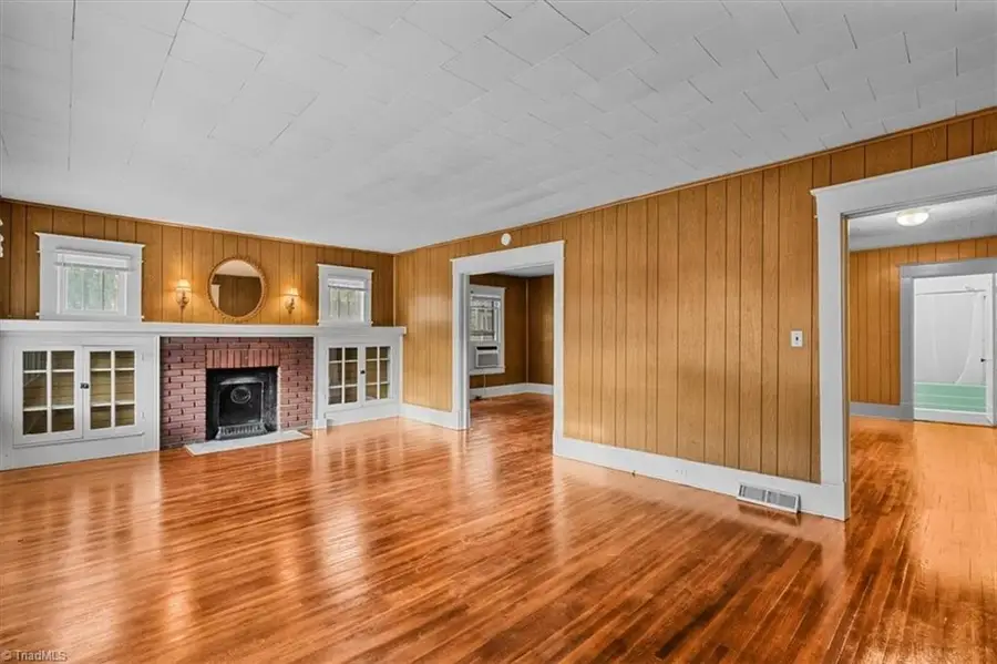 408 Hodgin Street, High Point, NC 27262 - #3