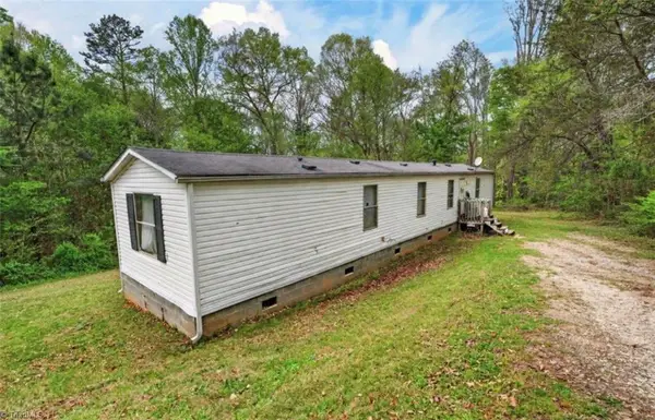 310 Southridge Drive, Mount Airy, NC 27030