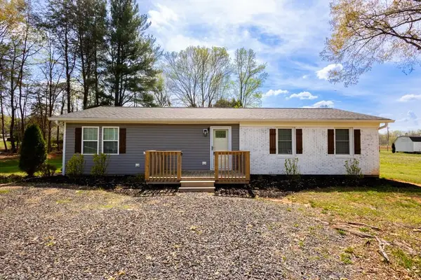 108 Sparrow Road, Eden, NC 27288