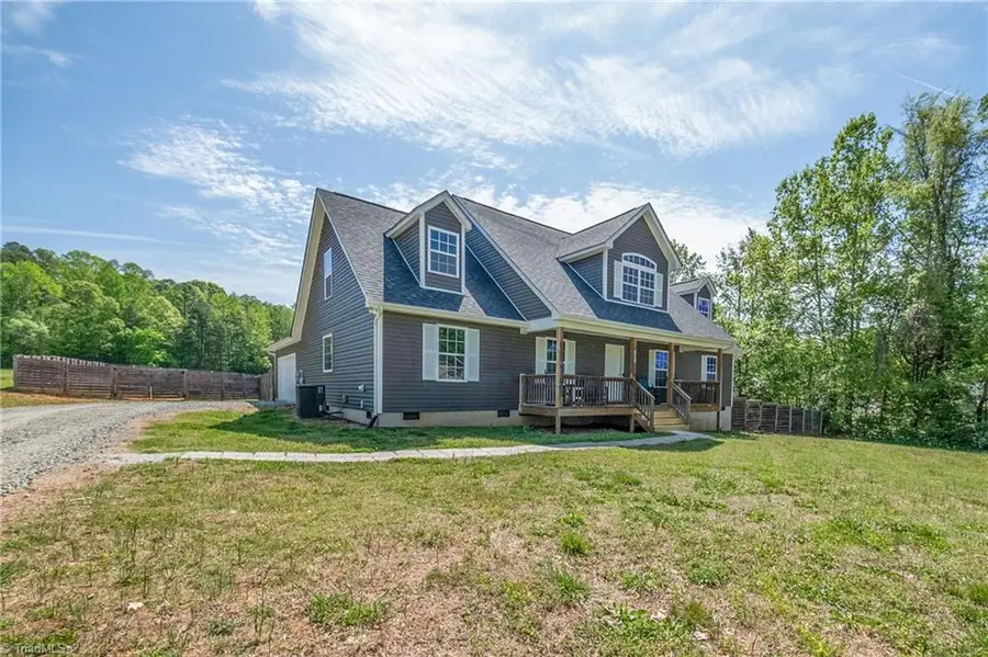 455 Lake Drive 6, Lexington, NC 27292 - #2