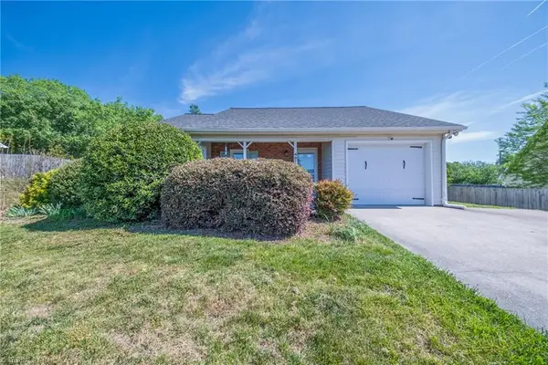 4975 Saponi Village Trail, Winston-Salem, NC 27127