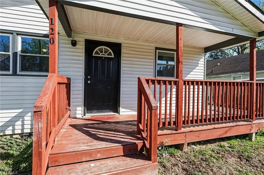 120 Highland Avenue, Thomasville, NC 27360 - #3