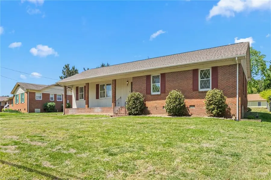 821 Parliament Street, High Point, NC 27265 - #2