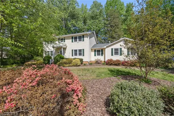 105 Quakerwood Drive, Archdale, NC 27263