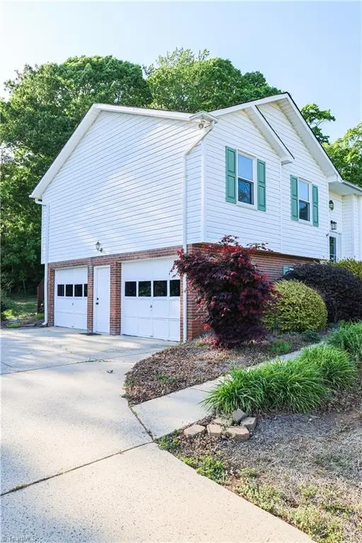 7670 Stonewell Lane, Tobaccoville, NC 27050 - #2