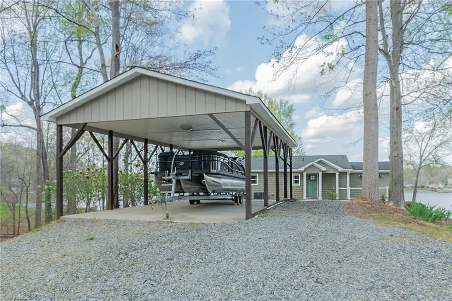362 Hillview Drive, Lexington, NC 27292 - #3