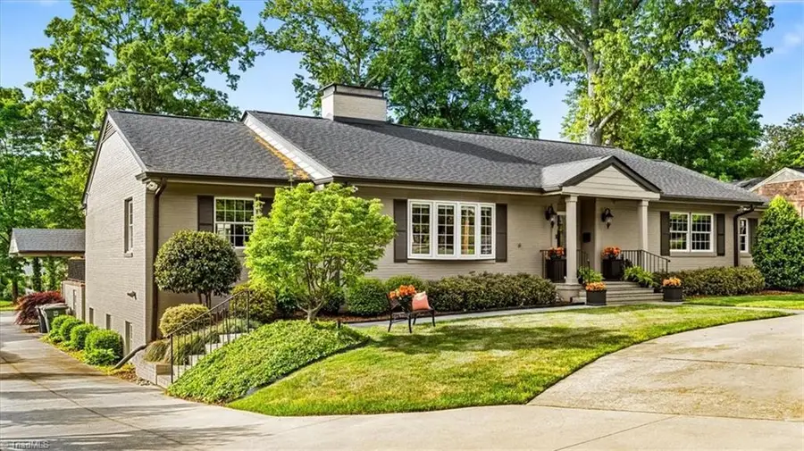 1902 Pembroke Road, Greensboro, NC 27408 - #2