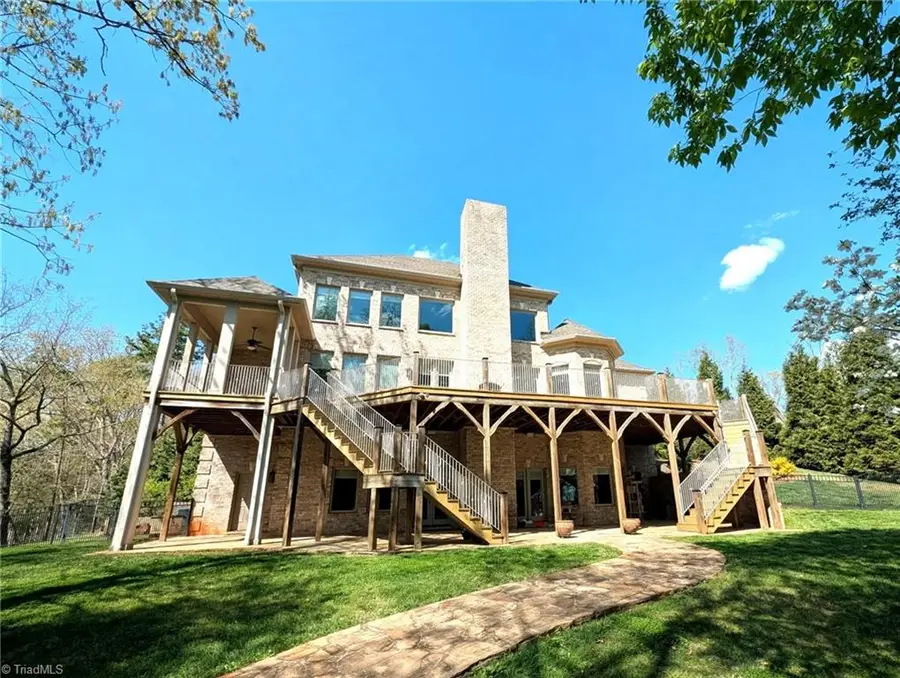 189 Harbor Drive W, Lexington, NC 27292 - #2