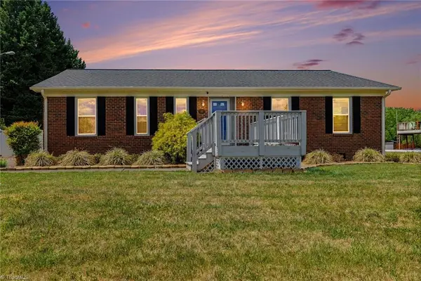 660 Brookmont Drive, Winston-Salem, NC 27107