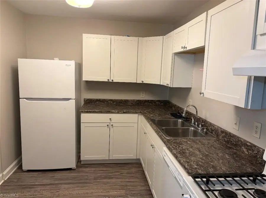 2821 Bleeker Square, Winston Salem, NC 27106 - #3