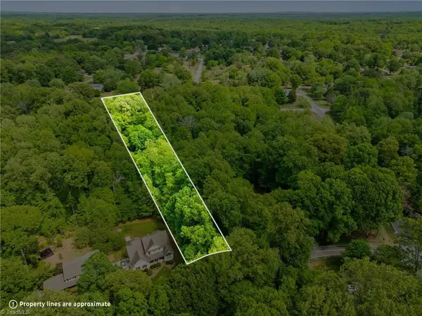 4509 Oakcliffe Road, Greensboro, NC 27406