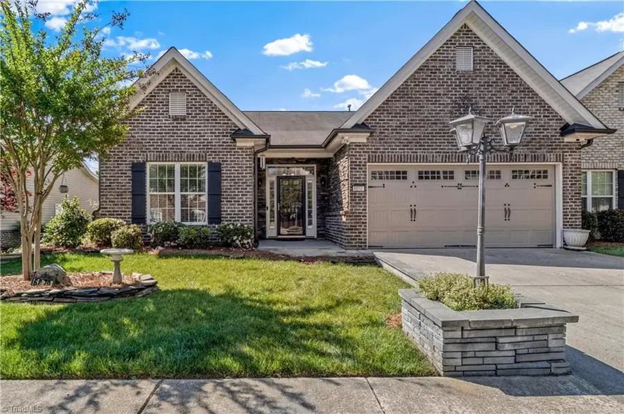 6870 Hanesbrook Circle, Clemmons, NC 27012 - #2