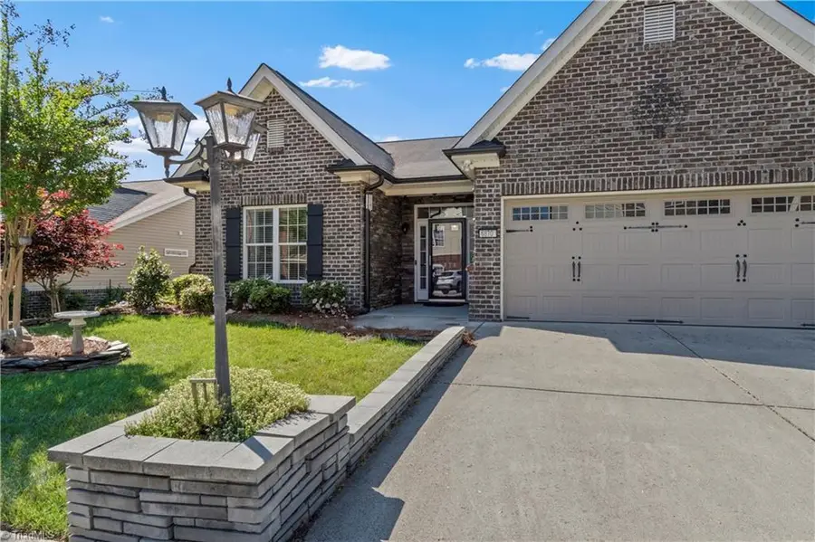 6870 Hanesbrook Circle, Clemmons, NC 27012 - #3