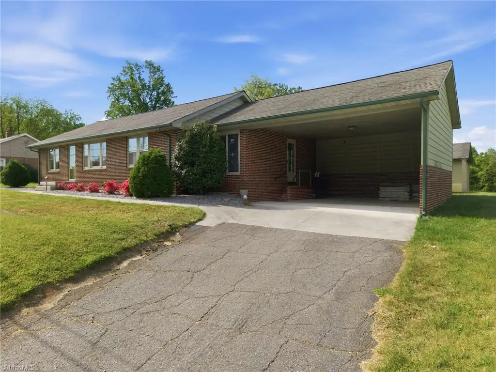 2356 Brushy Mountain Road, Wilkesboro, NC 28697 - #1