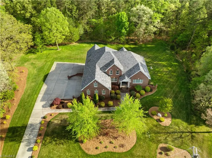 310 Cascade Drive, High Point, NC 27265 - #2