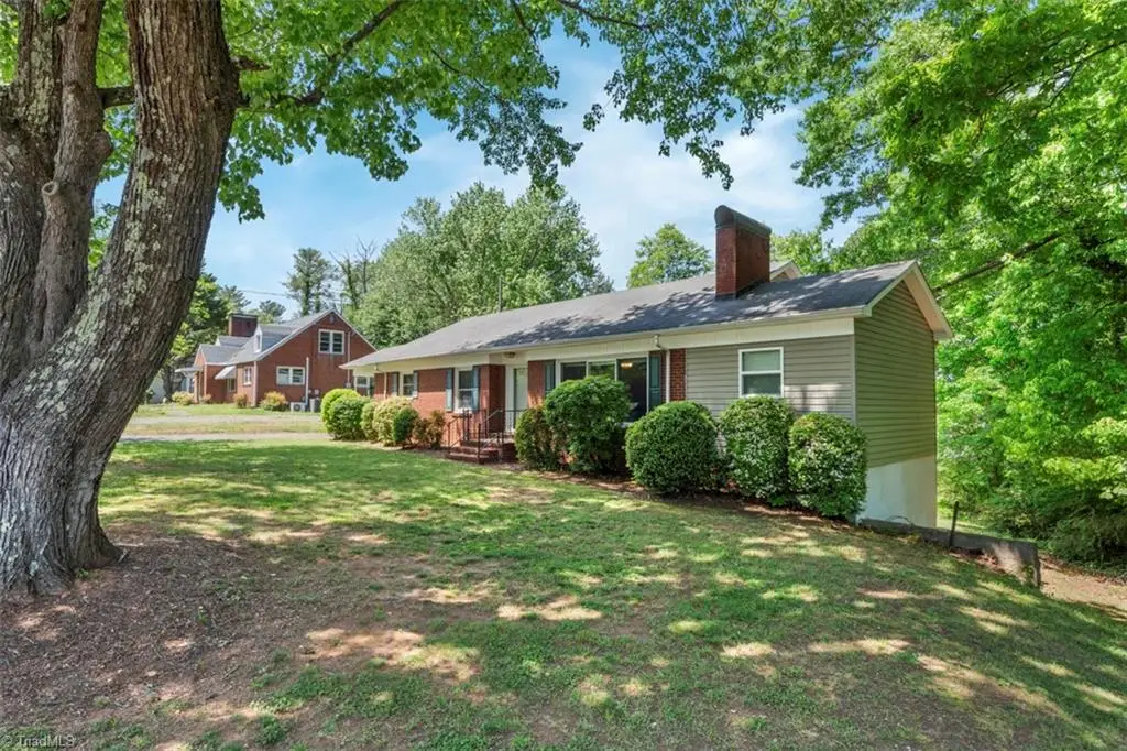 213 Old Westfield Road, Pilot Mountain, NC 27041 - #1