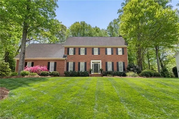 2803 Hackney Way, Jamestown, NC 27282