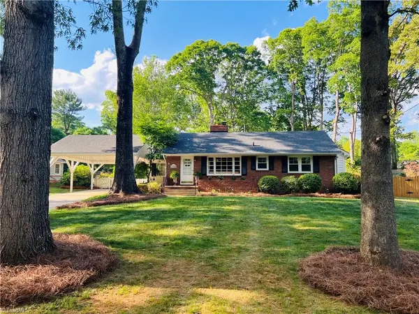 1156 Huntingdon Road, Winston-Salem, NC 27104